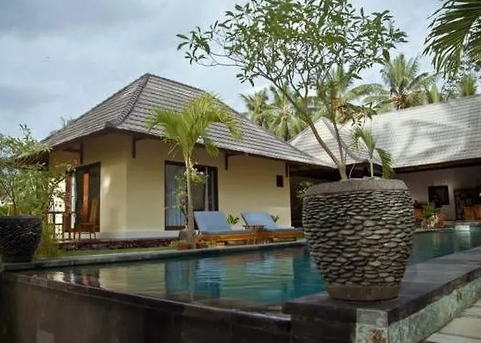 Uma Kama Villa *