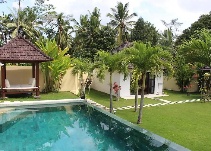 Uma Kama Villa *